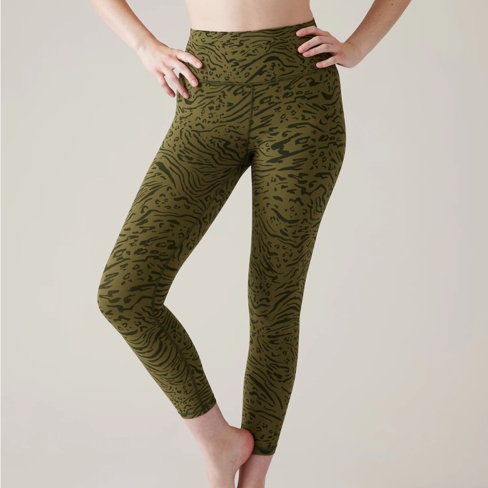 Athleta TRANSCEND HIGH RISE MESH 7/8 Tight Leggings